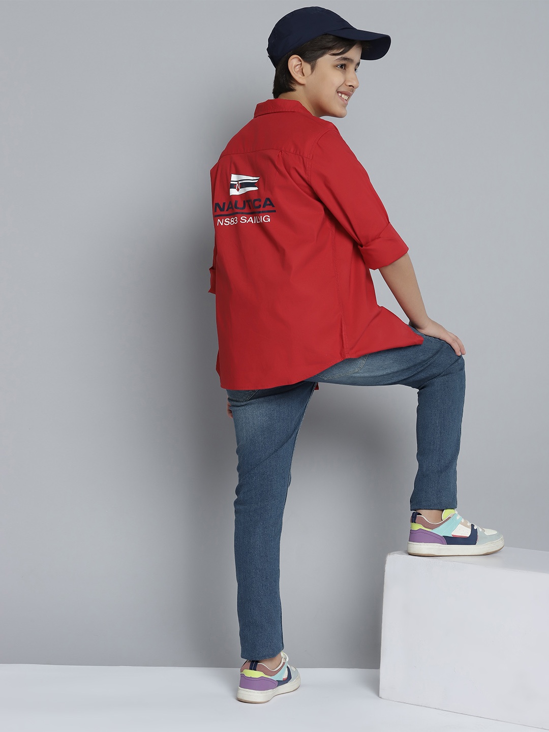 

Nautica Boys Red & Navy Blue Printed Casual Shirt