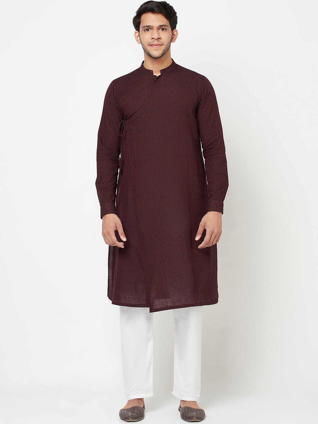 

Fabindia Men Black Flared Sleeves Dobby Kurta