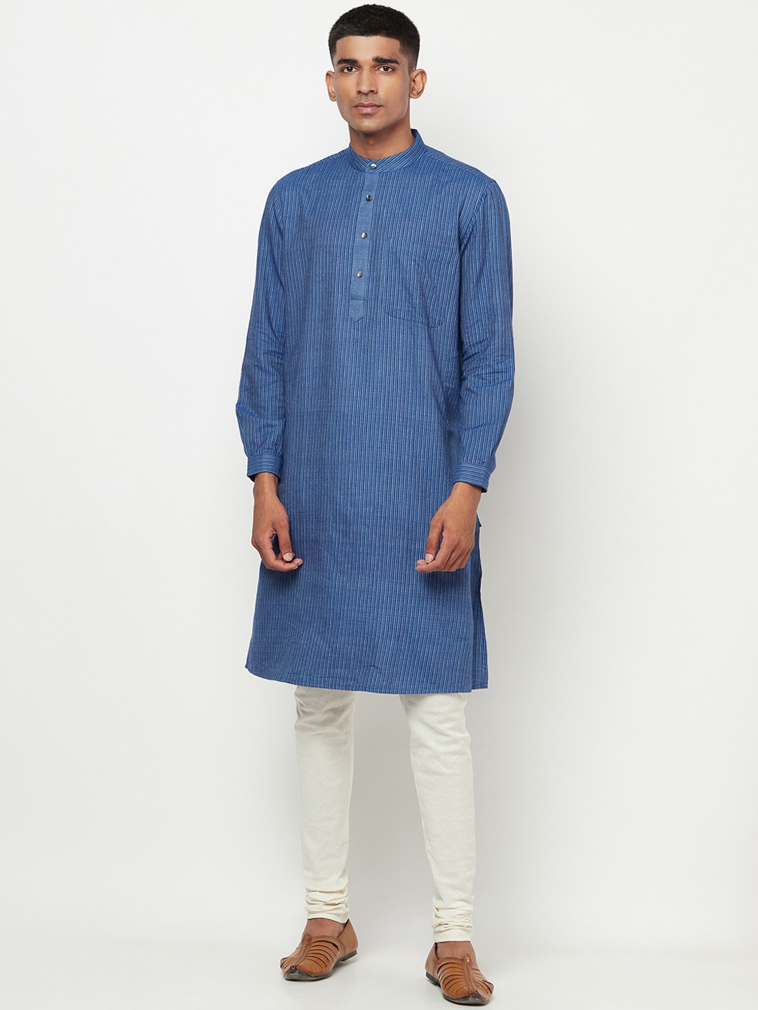 

Fabindia Men Blue Striped Thread Work Kurta