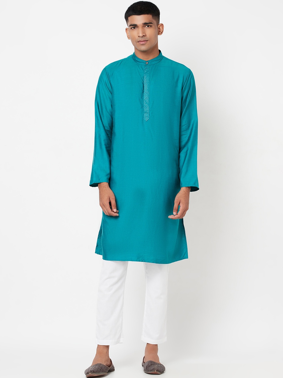 

Fabindia Men Teal Flared Sleeves Kurta