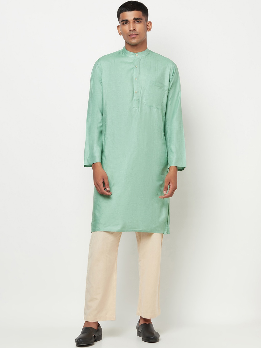 

Fabindia Men Green Solid Kurta