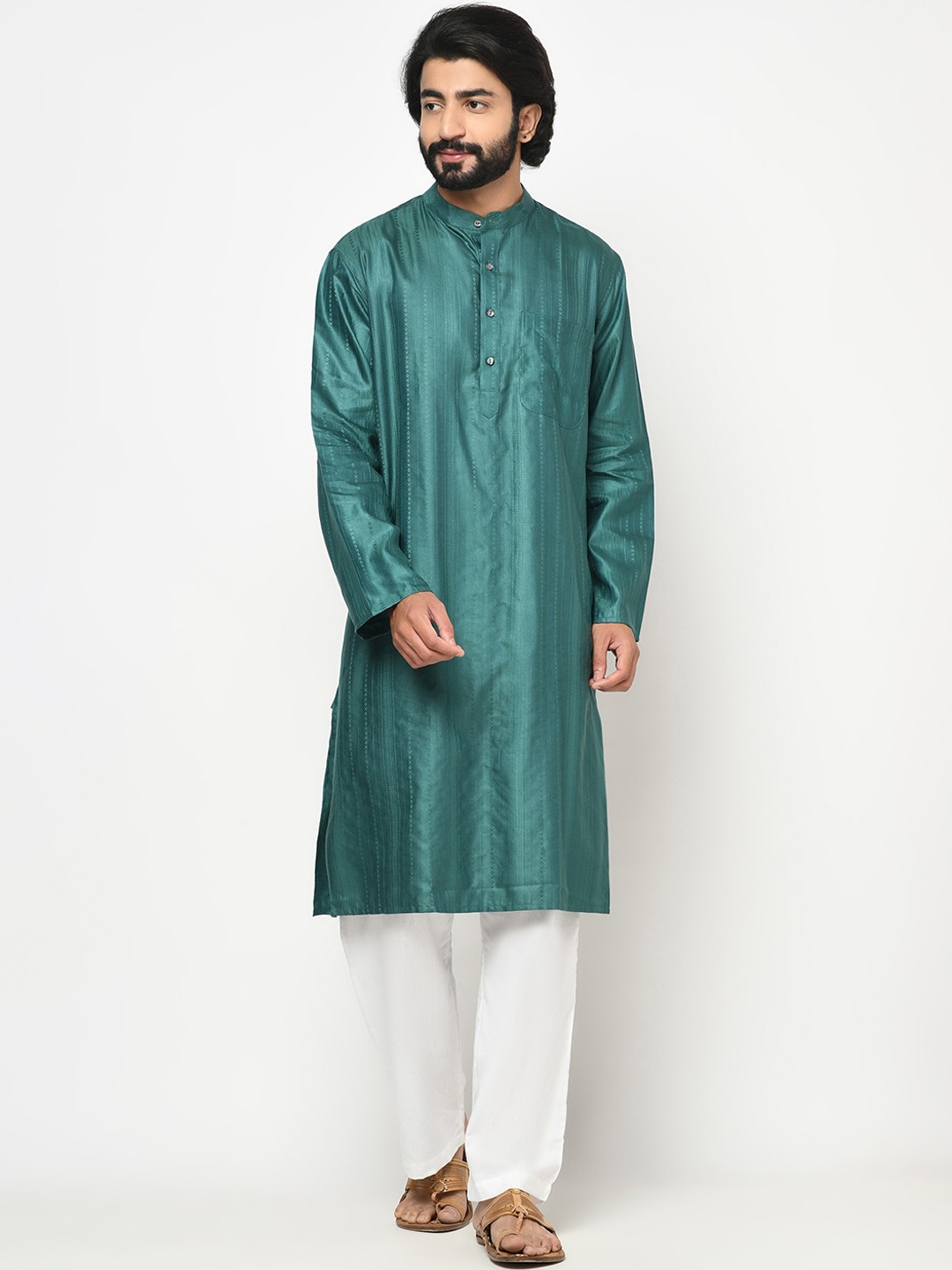 

Fabindia Men Teal Thread Work Dobby Kurta