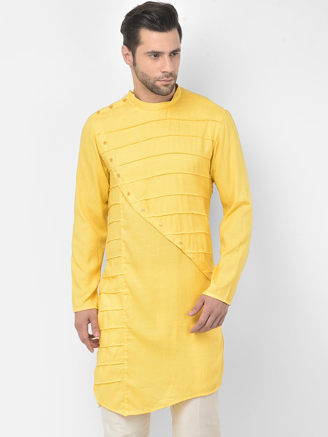

DEYANN Men Yellow Striped Cotton Kurta