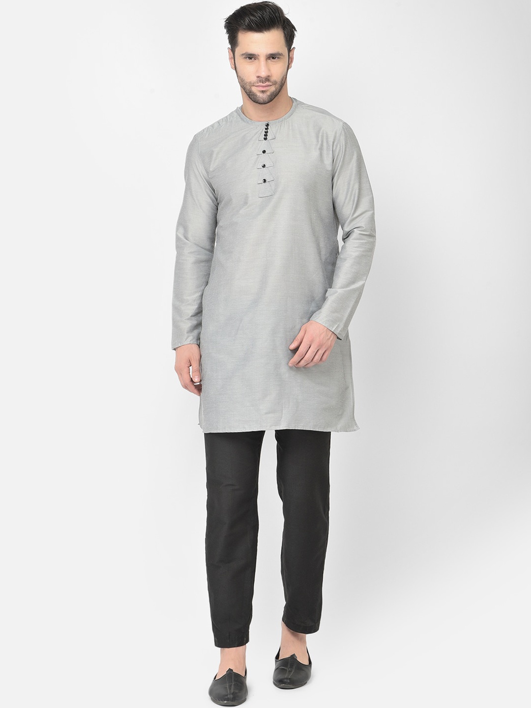 

DEYANN Men Silver-Coloured Solid Cotton Kurta