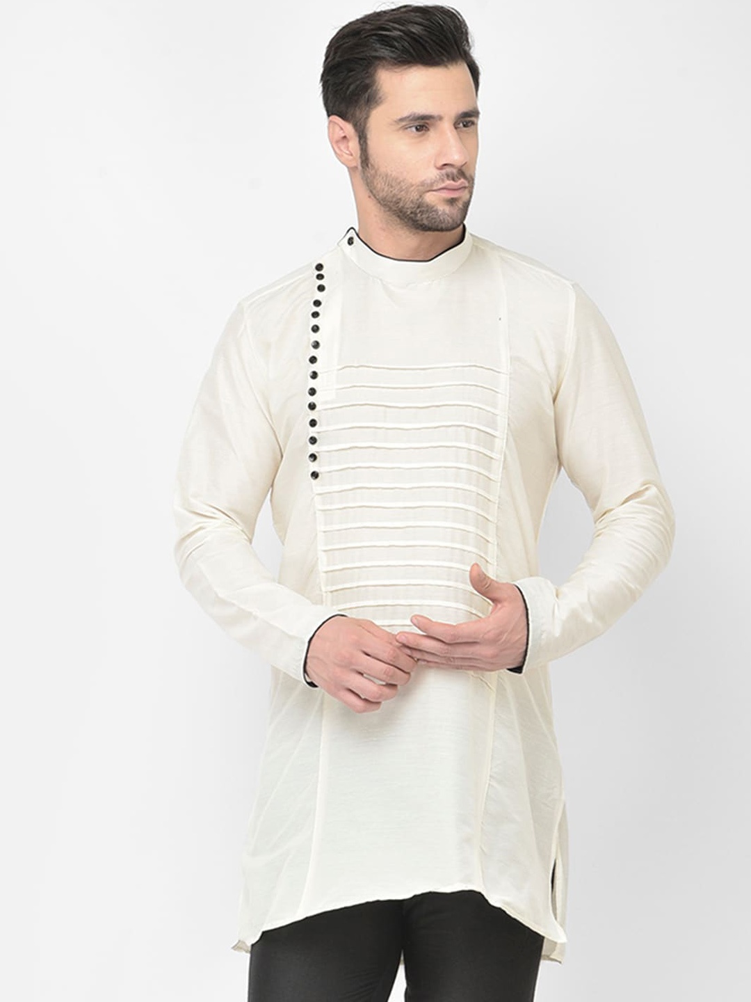 

DEYANN Men Off White Cotton Kurta