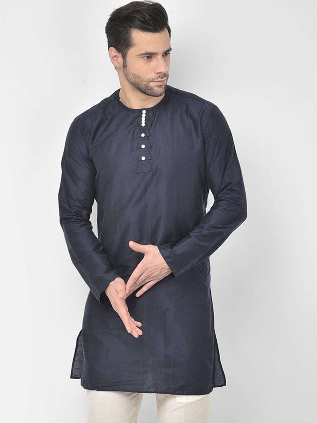 

DEYANN Men Navy Blue Cotton Kurta
