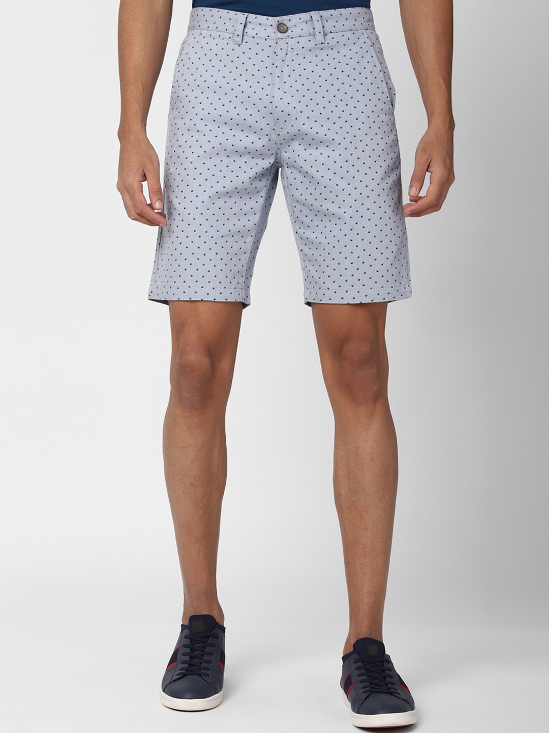 

Peter England Casuals Men Blue Micro Ditsy Printed Pure Cotton Shorts