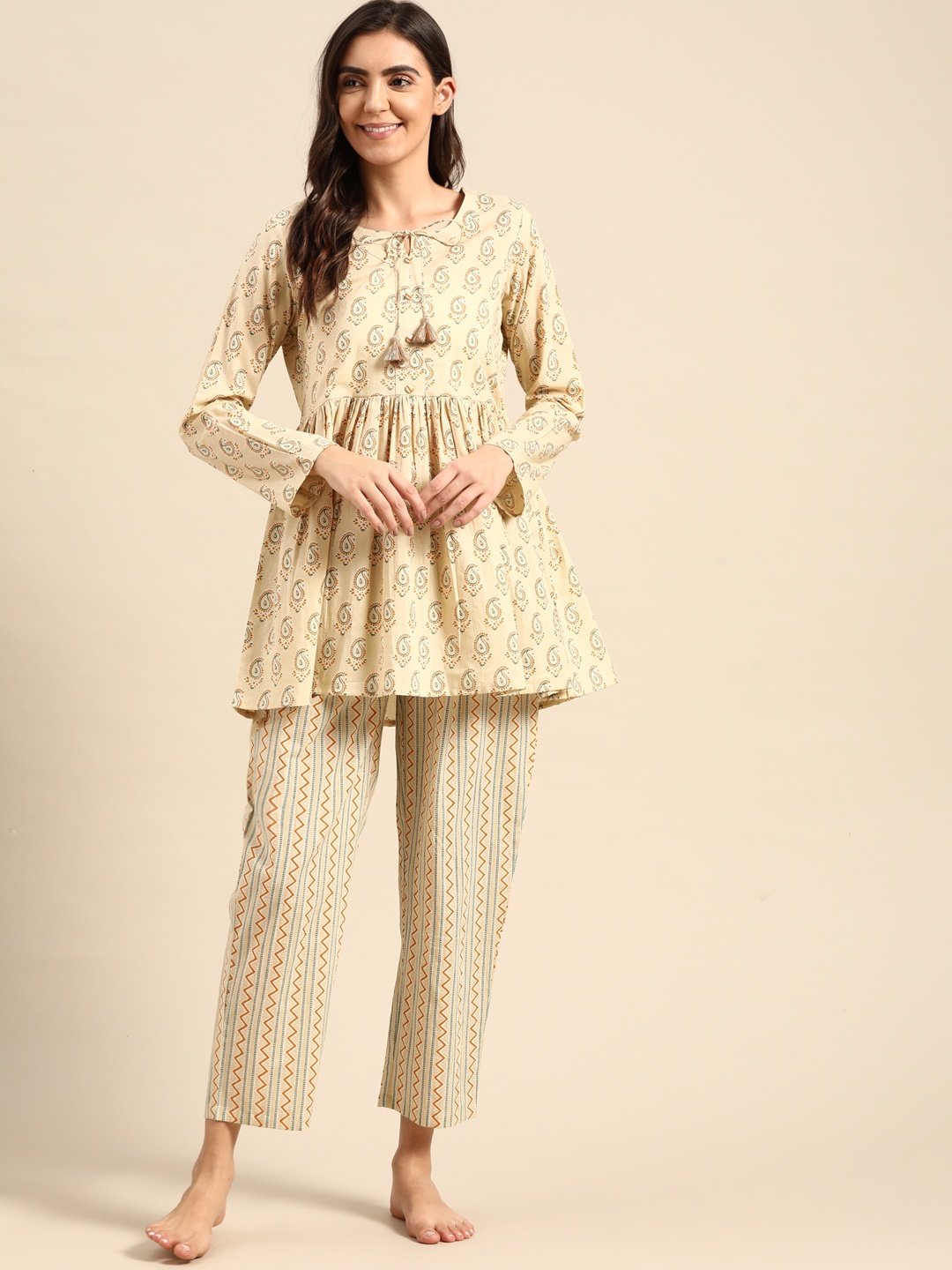 

Prakrti Women Beige Printed Cotton Night suit