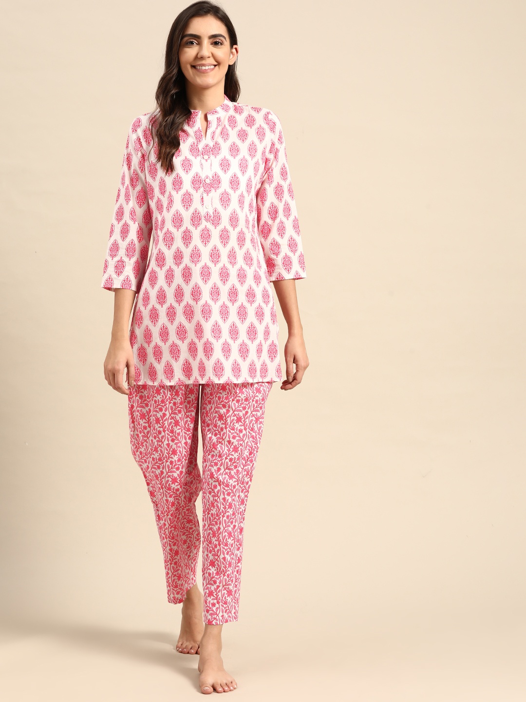 

Prakrti Women White & Pink Printed Cotton Night suit