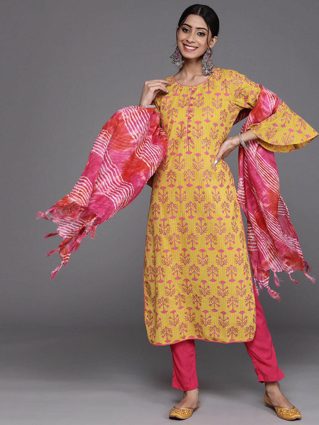 

Varanga Women Yellow & Pink Printed Pure Cotton Kurta with Trousers & Dupatta