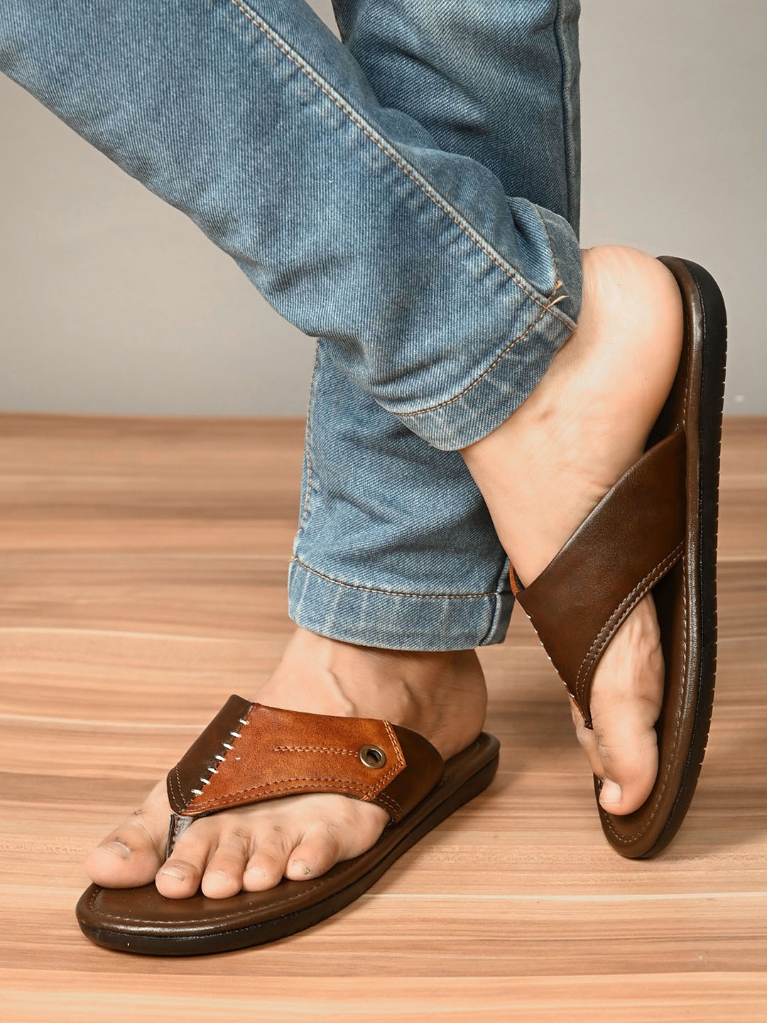 

San Frissco Men Brown Comfort Sandals