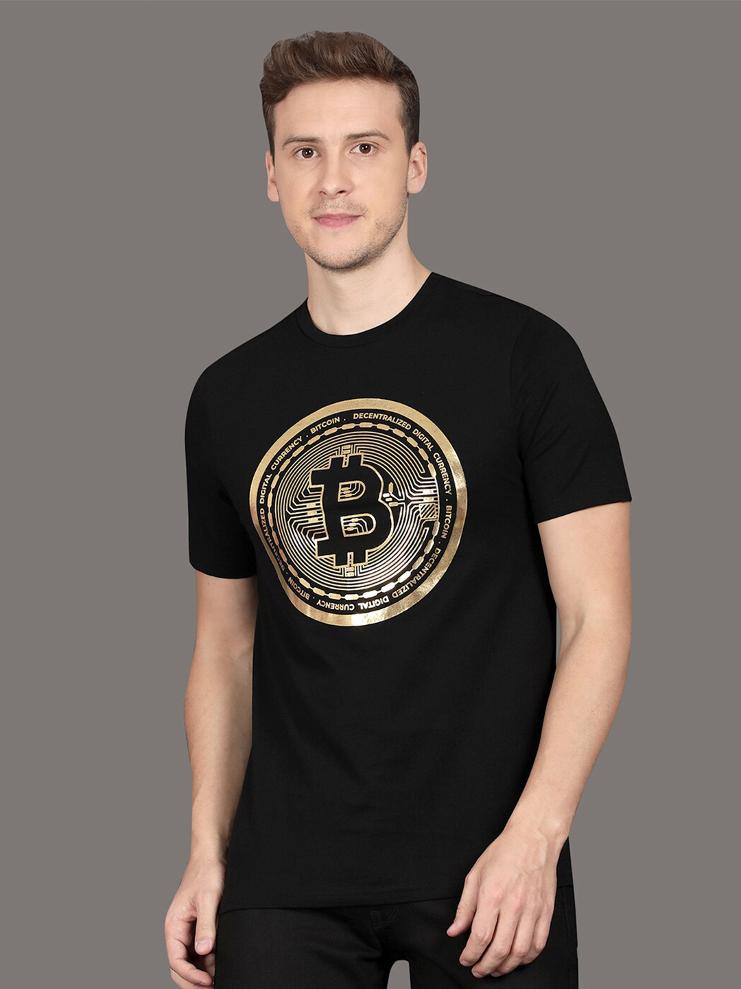 

Steenbok Men Black & Golden Printed Pure Cotton T-shirt