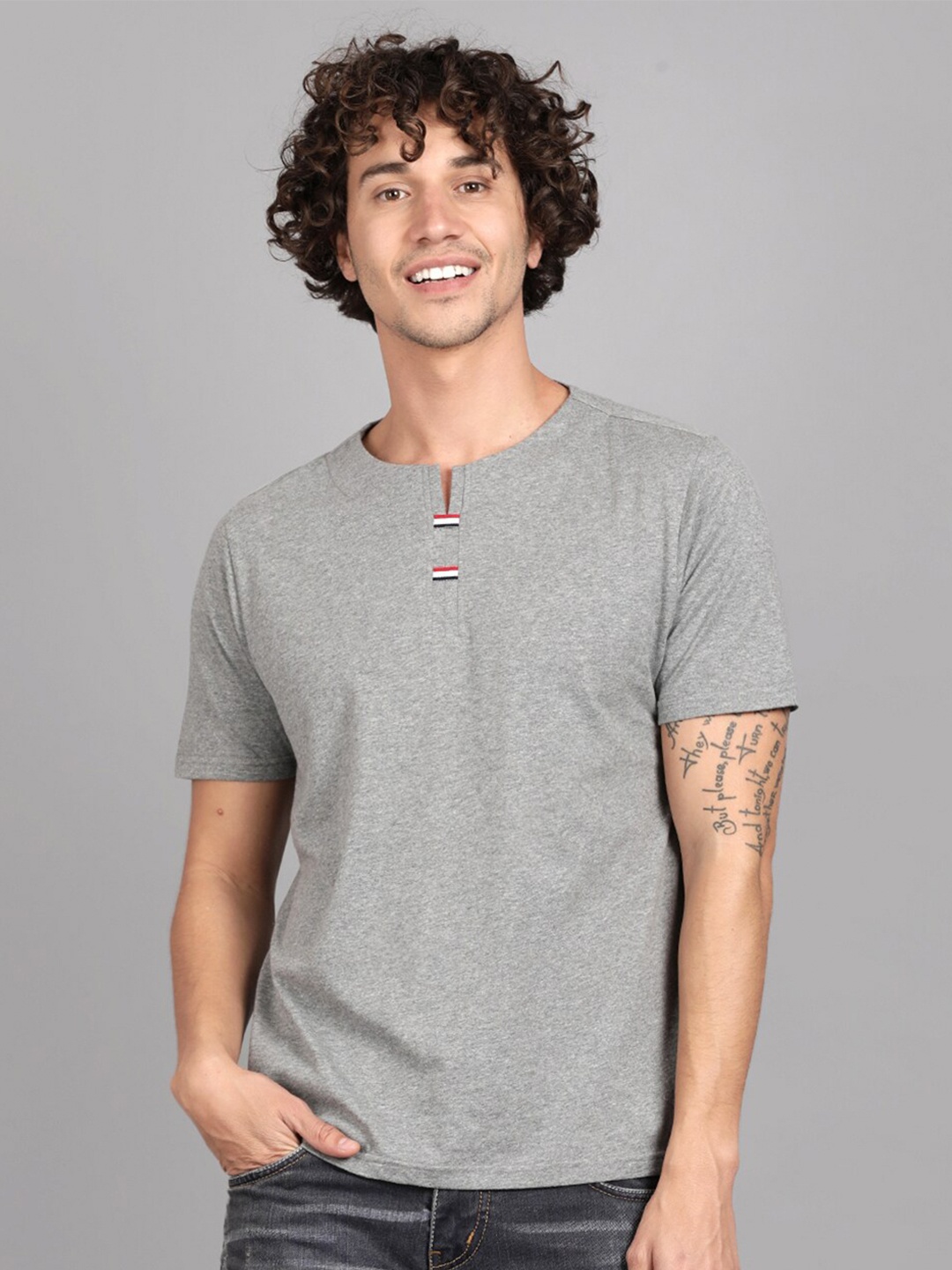 

Steenbok Men Grey Henley Neck Pure Cotton T-shirt