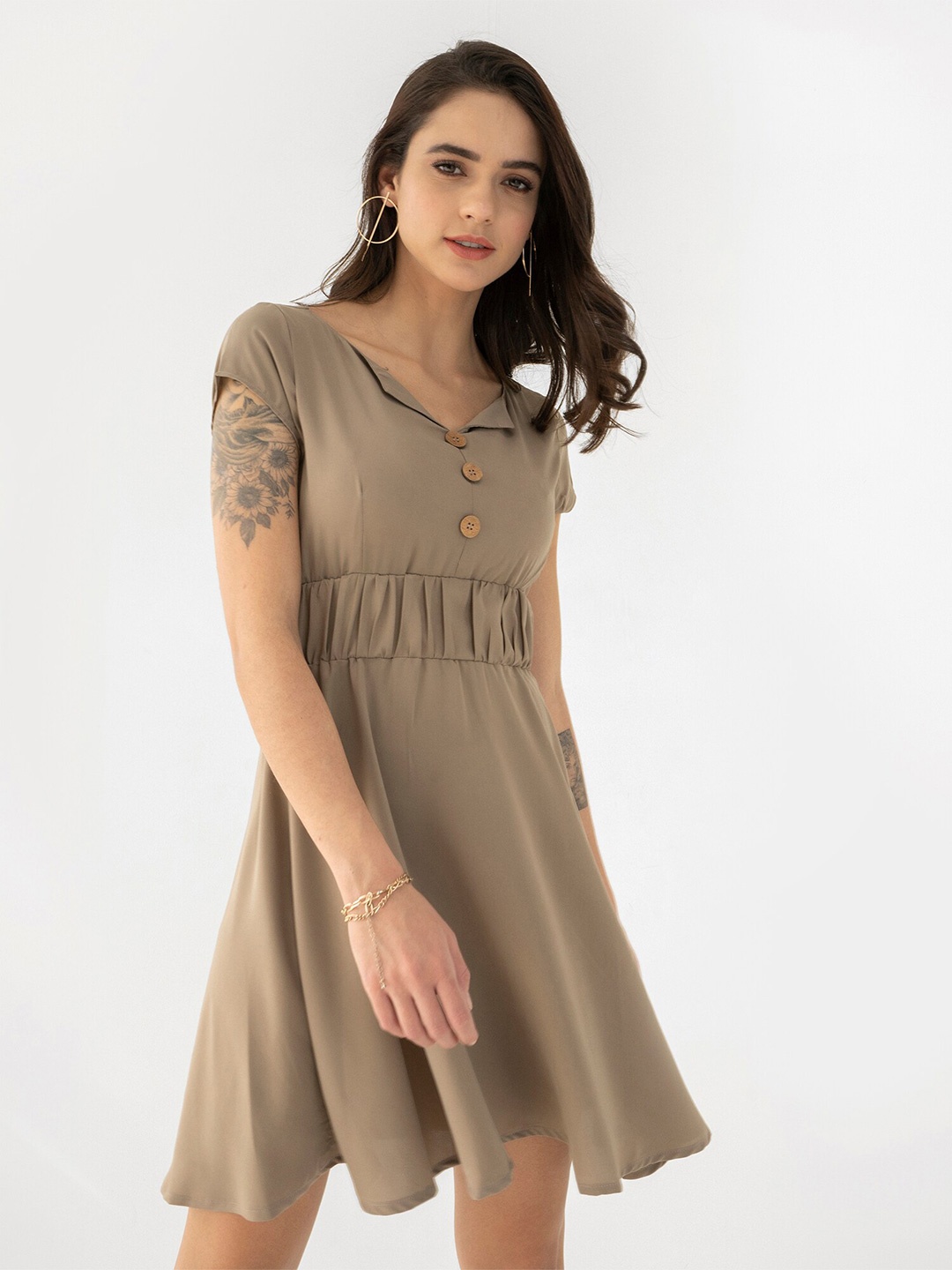 

CLOSETHOOK Beige Dress