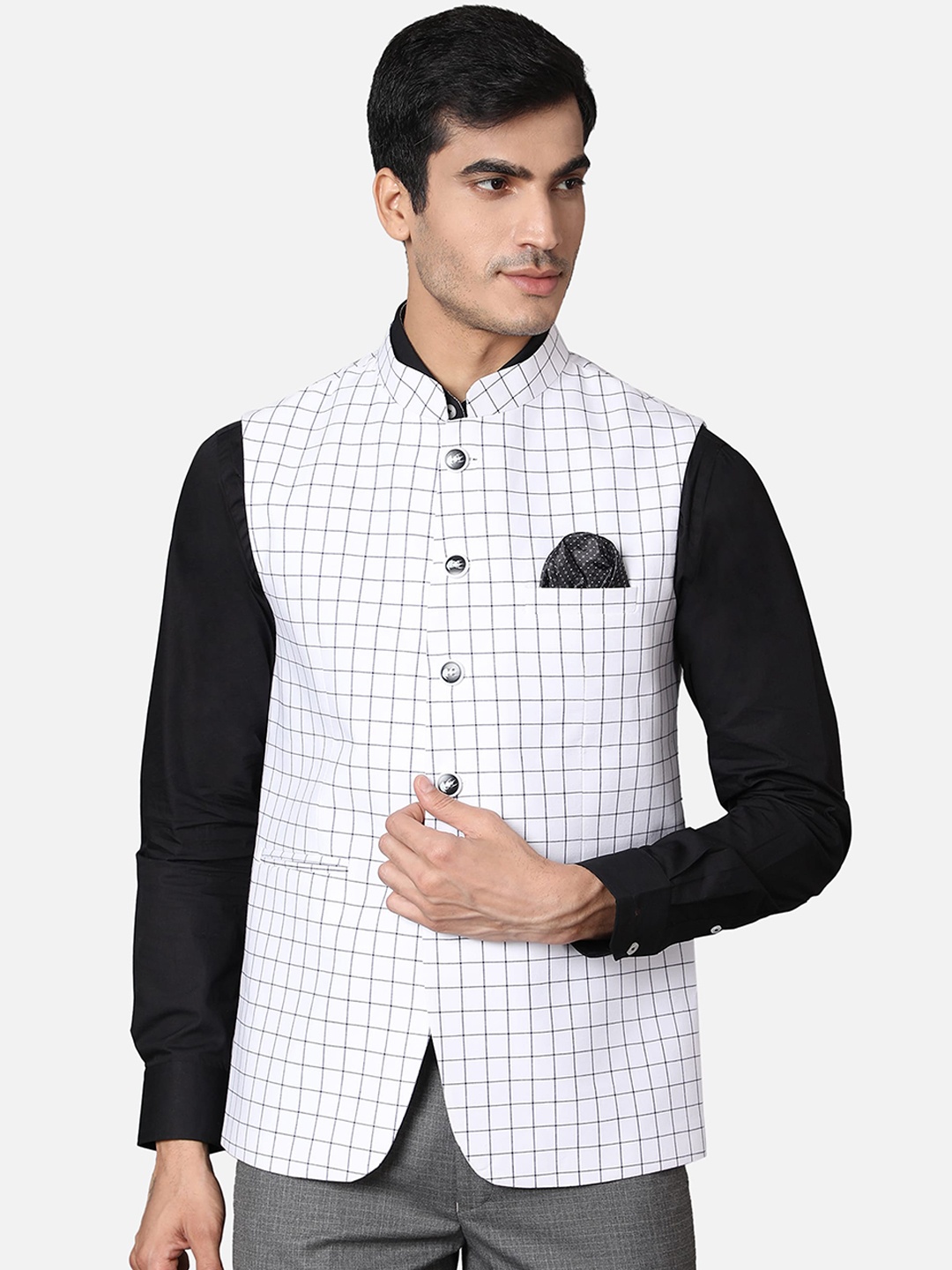 

Callino London Men White Checked Pure Cotton Nehru Jacket