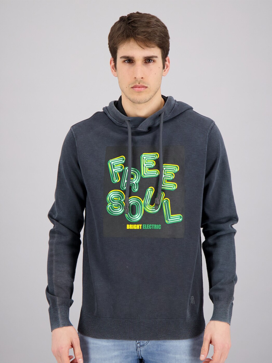 

FREESOUL Men Blue Printed Hooded Sweatshirt