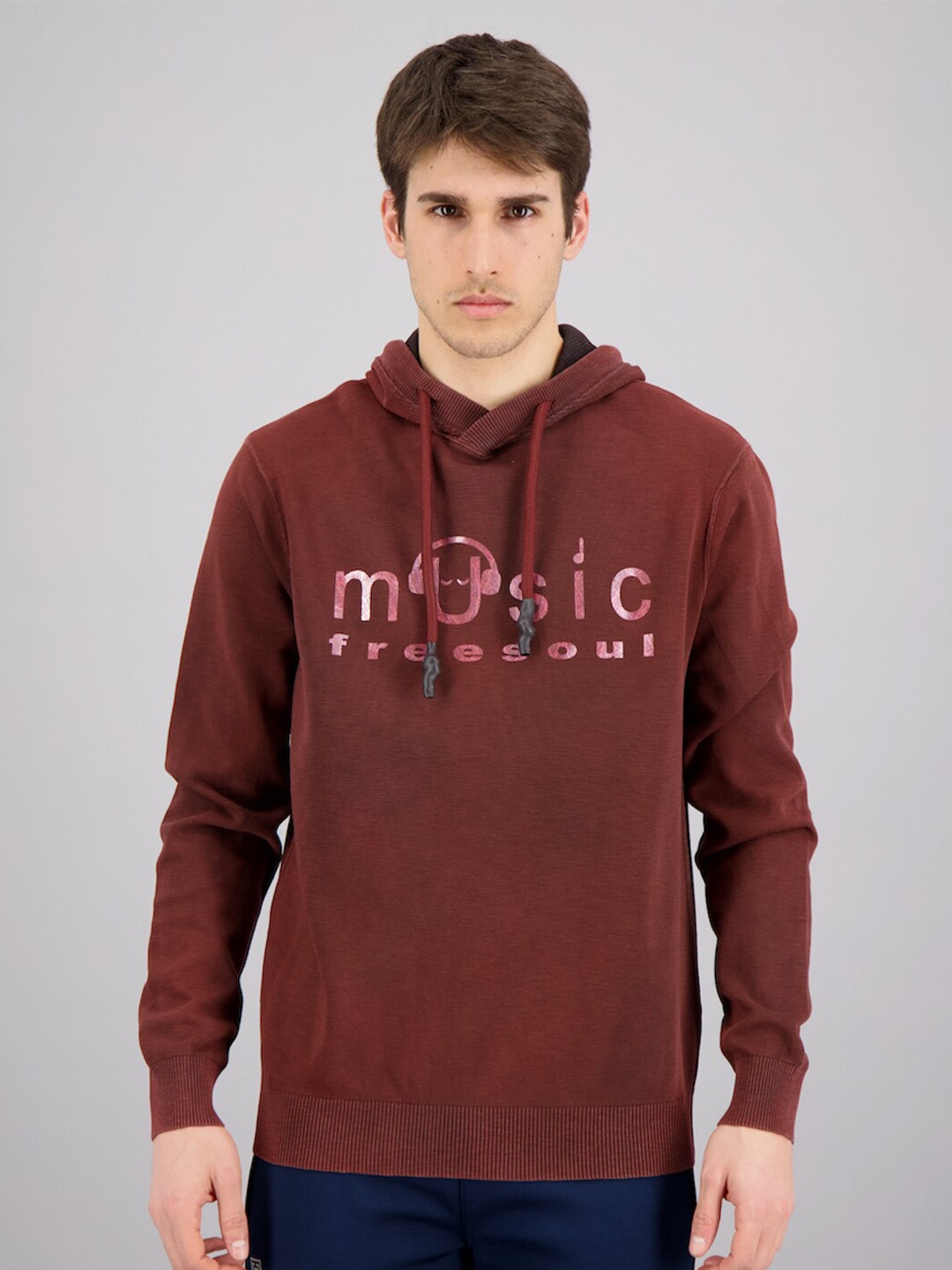 

FREESOUL Men Maroon Printed Hooded Sweatshirt