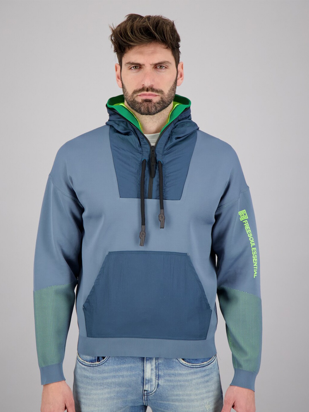 

FREESOUL Men Blue Printed Hooded Sweatshirt