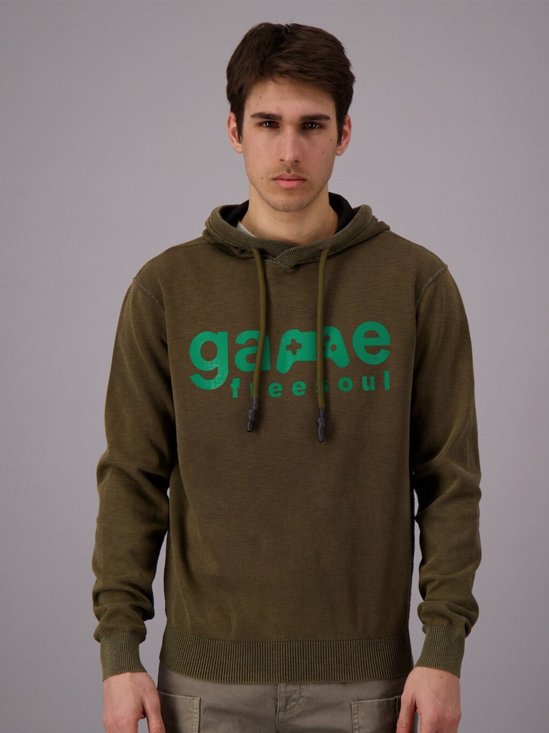 

FREESOUL Men Olive Green Printed Hooded Sweatshirt