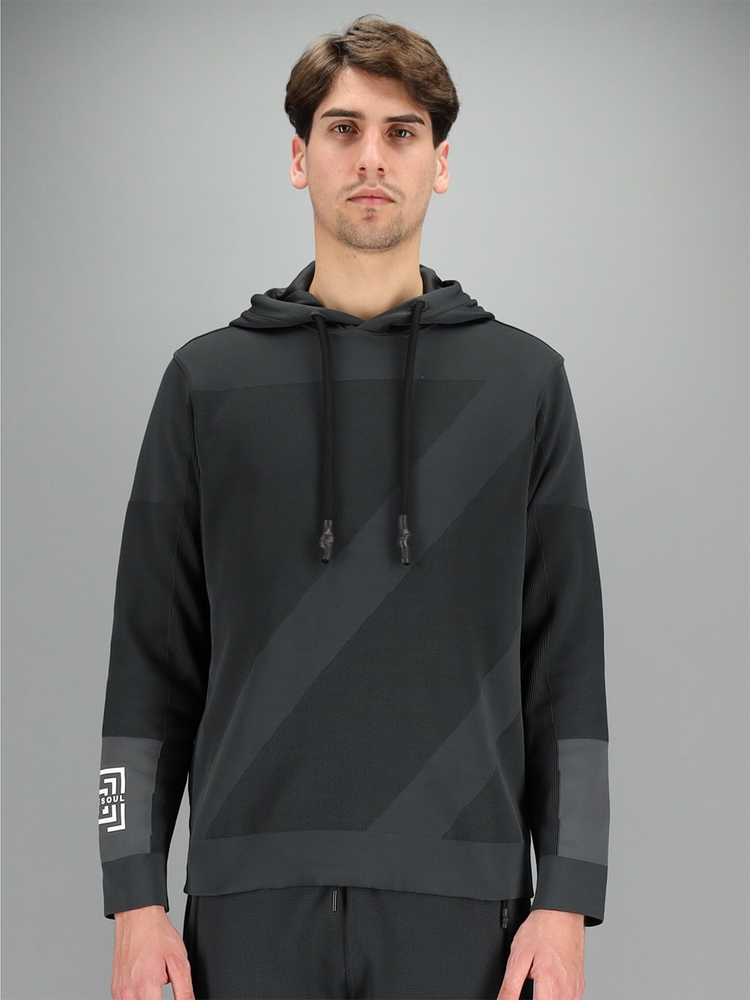 

FREESOUL Men Charcoal Printed Hooded Sweatshirt