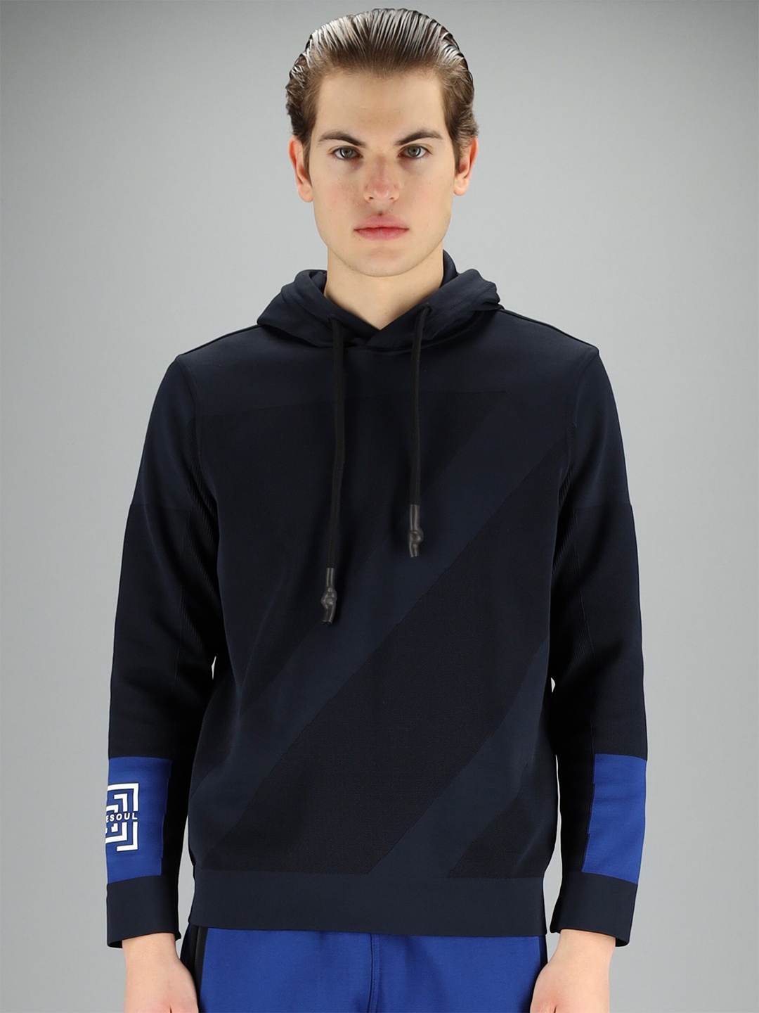 

FREESOUL Men Blue Hooded Sweatshirt