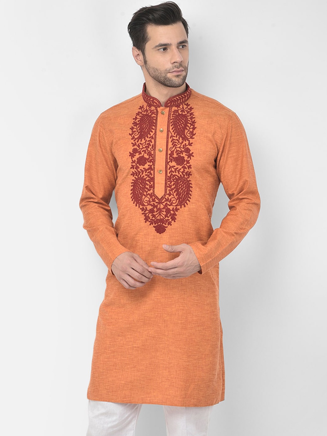 

DEYANN Men Orange Ethnic Motifs Yoke Design Thread Work Kurta