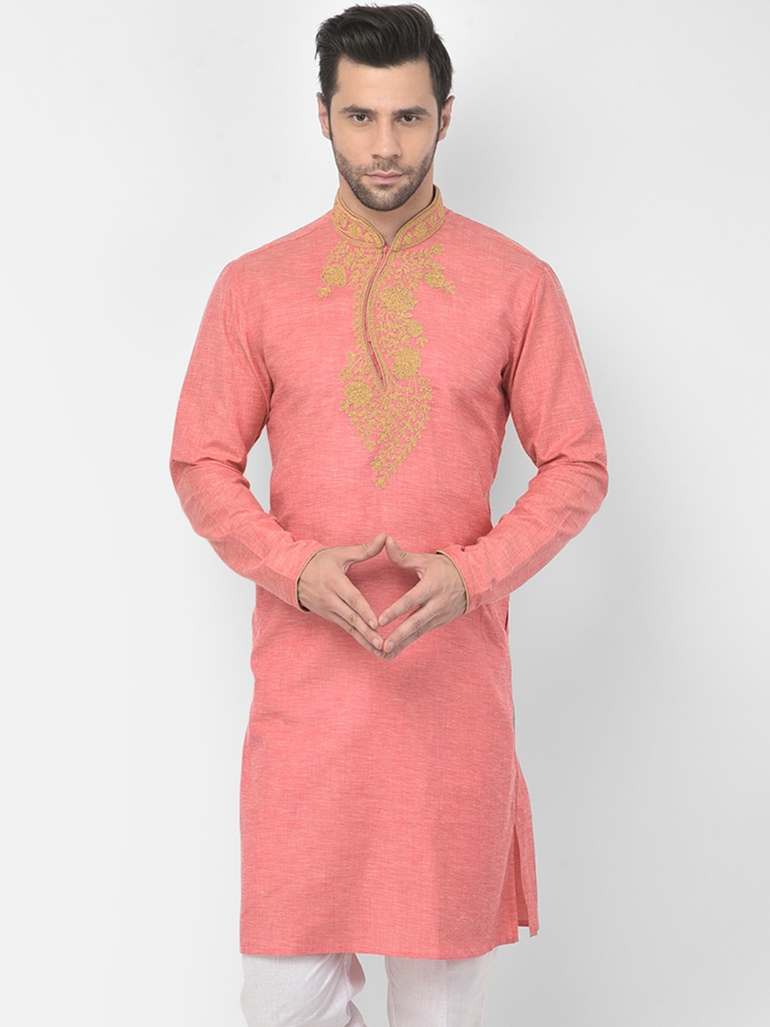 

DEYANN Men Peach-Coloured & Yellow Floral Embroidered Kurta