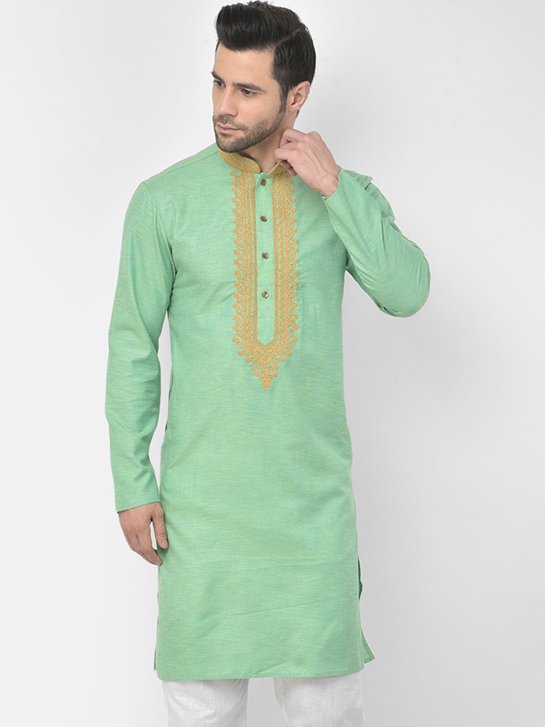 

DEYANN Men Green Yoke Design Thread Work Pure Cotton Kurta