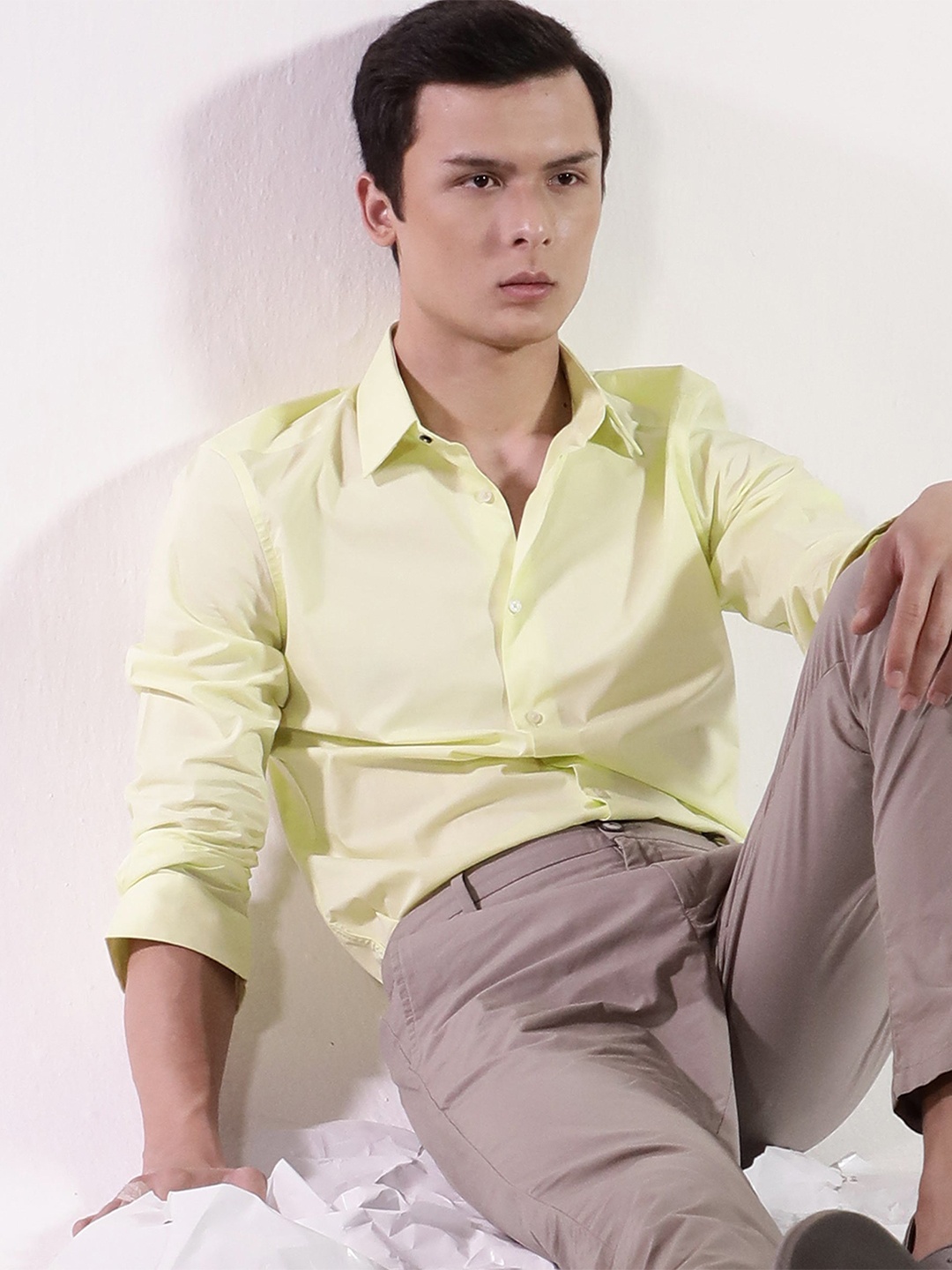 

RARE RABBIT Men Neutro Slim Fit Cotton Shirt, Lime green