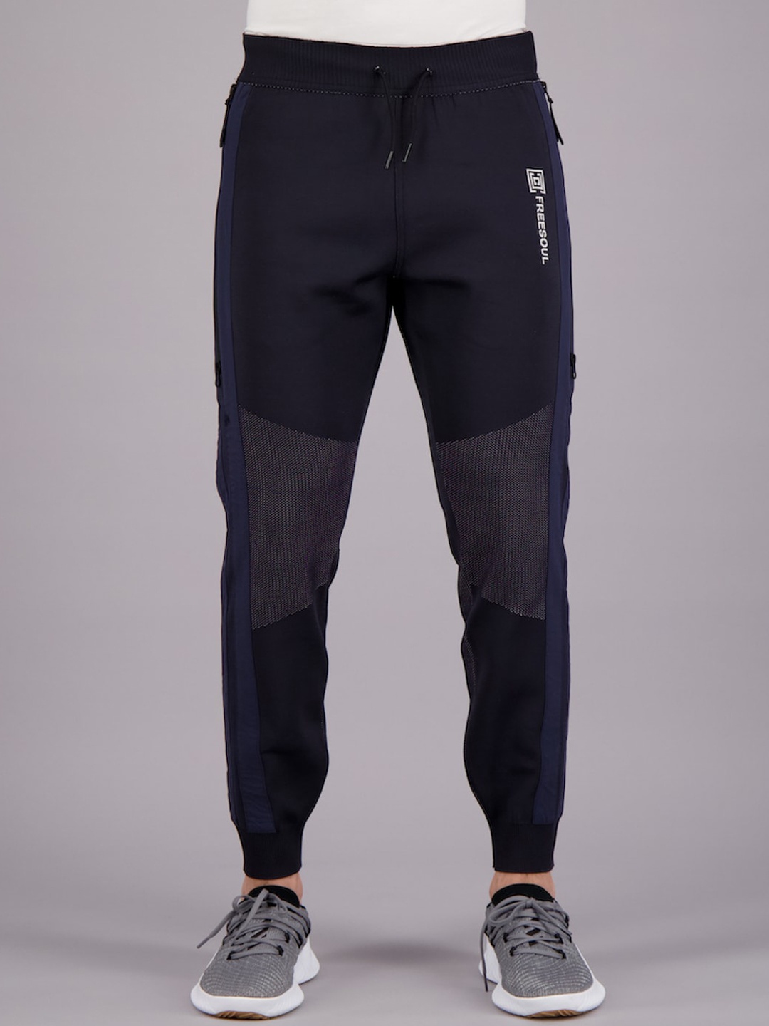 

FREESOUL Men Blue Solid Track Pants