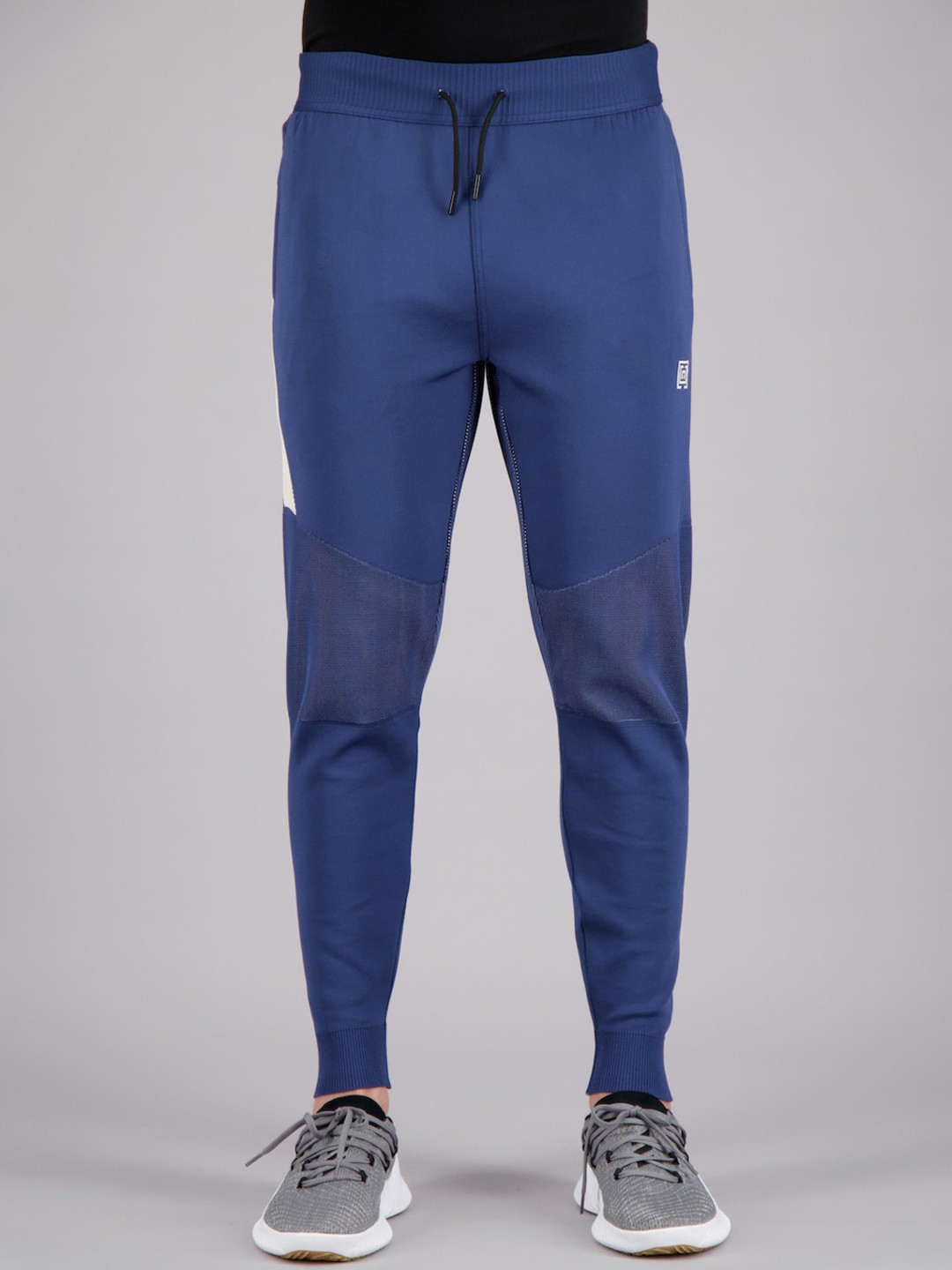 

FREESOUL Men Blue Solid Joggers
