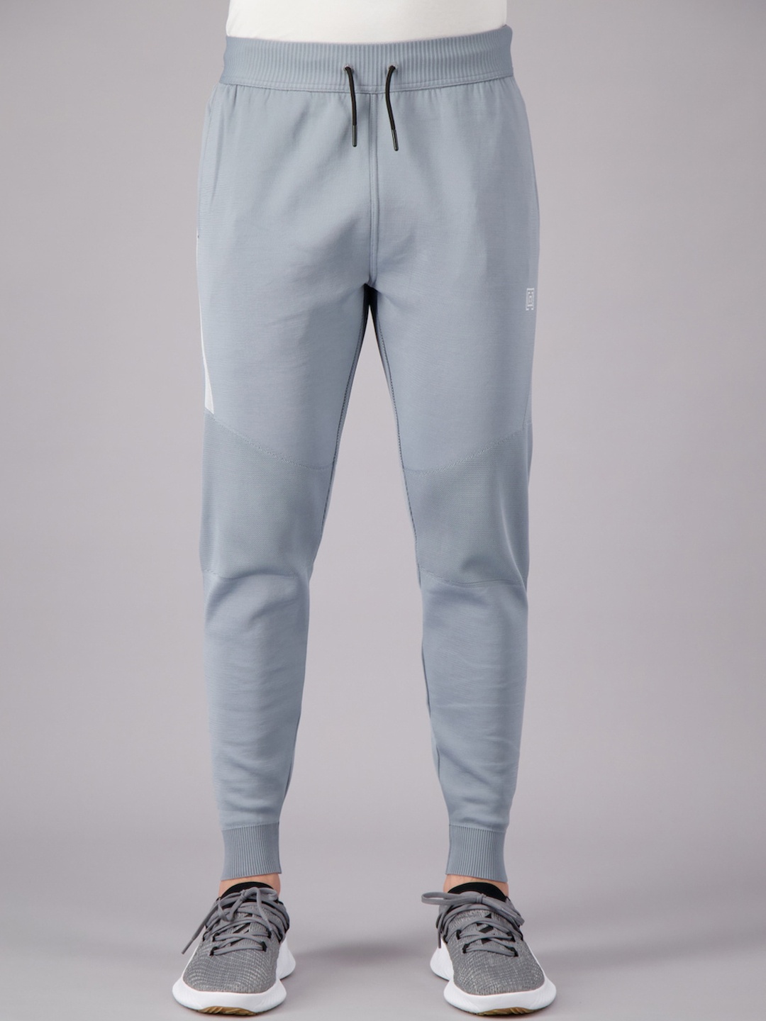 

FREESOUL Men Grey Solid Joggers