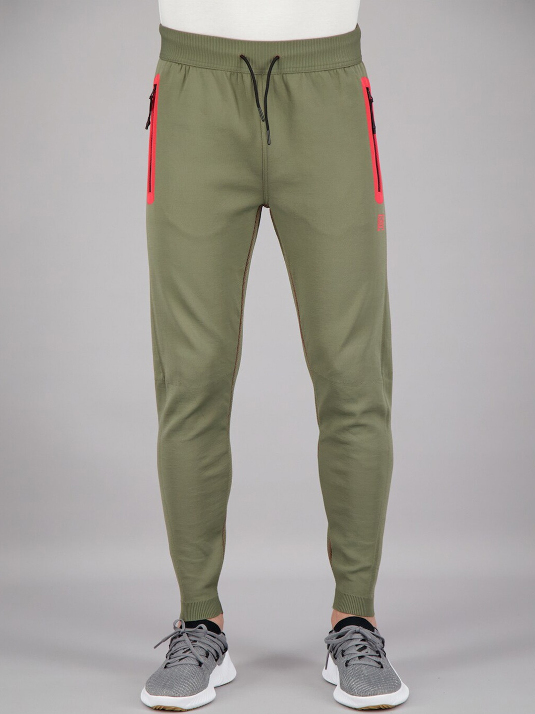 

FREESOUL Men Green Solid Track Pants