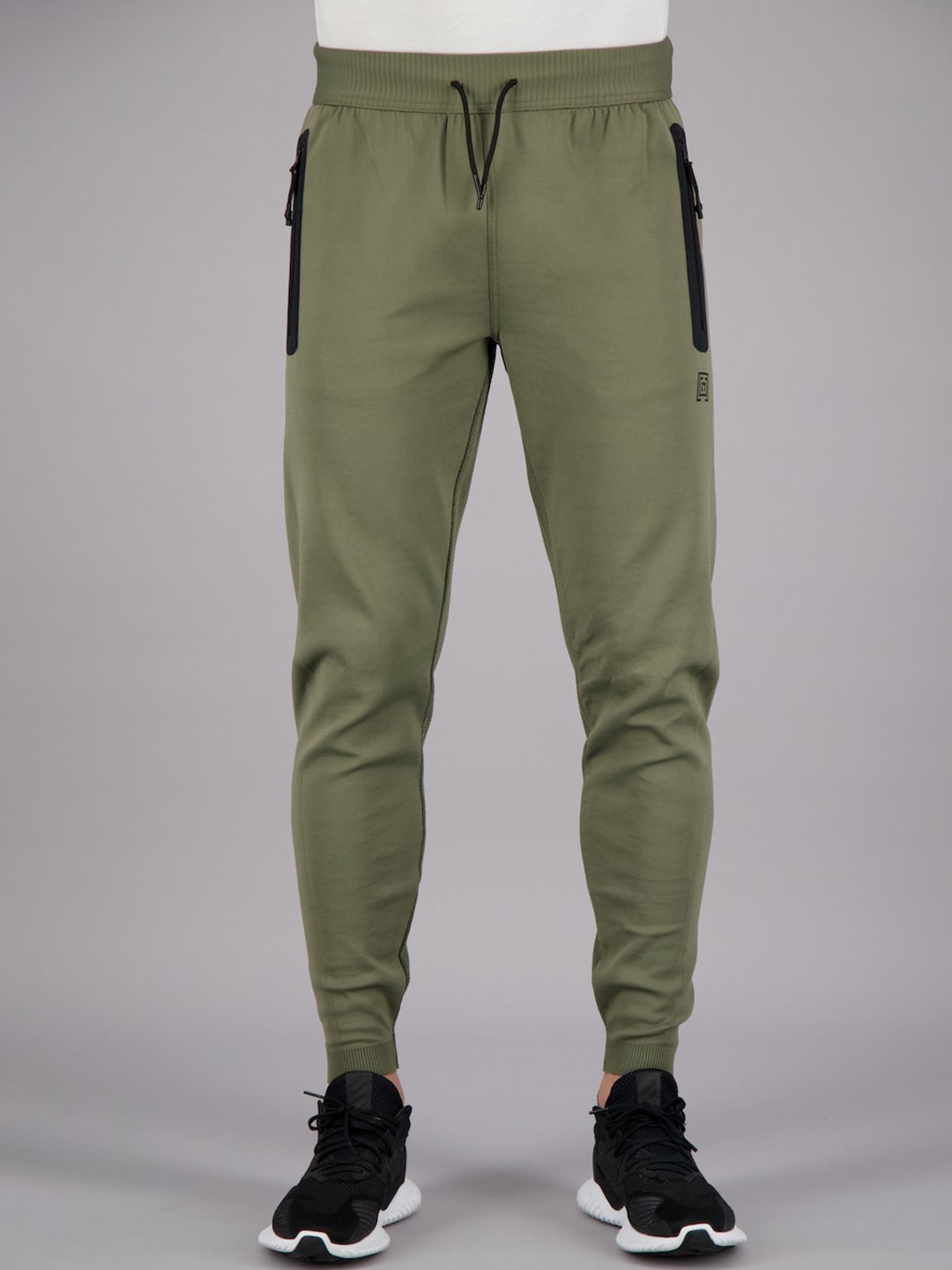 

FREESOUL Men Green Solid Joggers