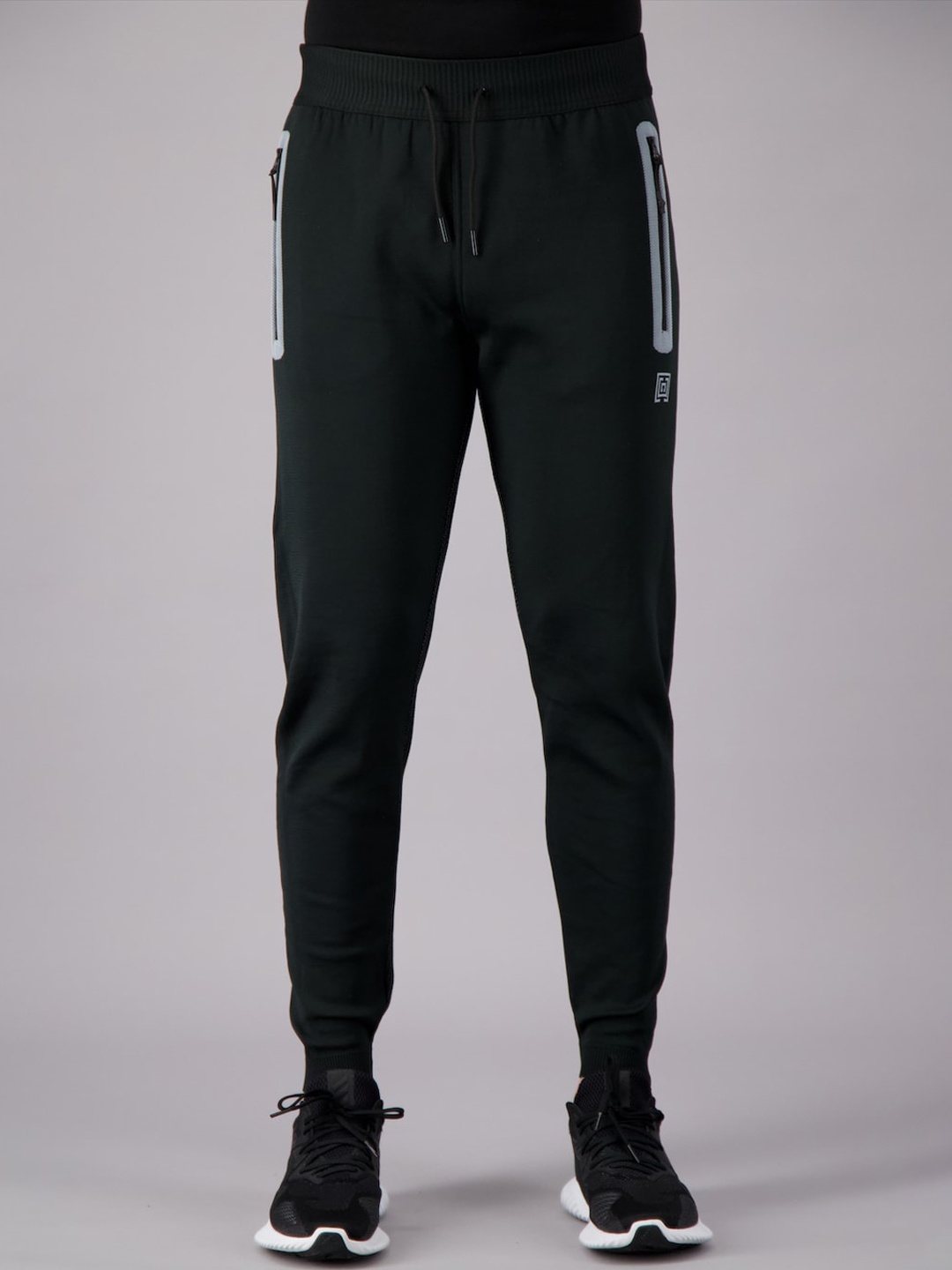 

FREESOUL Men Black Solid Joggers