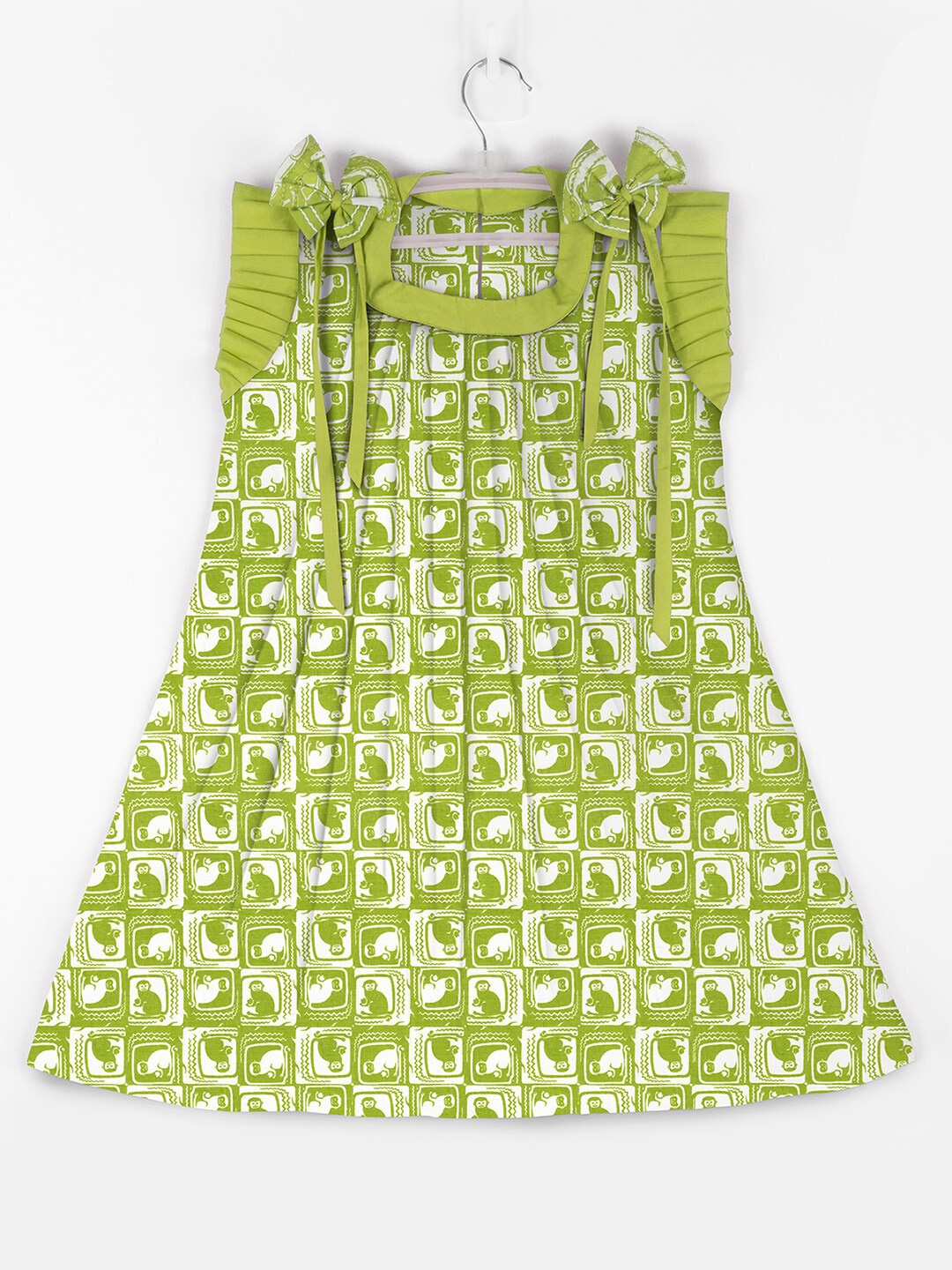 

STORY TAILOR Girls Green A-Line With Side Bow & Gathered Dress