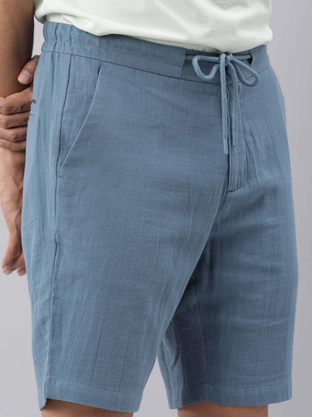 

RARE RABBIT Men Pinto Slim Fit Mid Rise Cotton Shorts, Blue