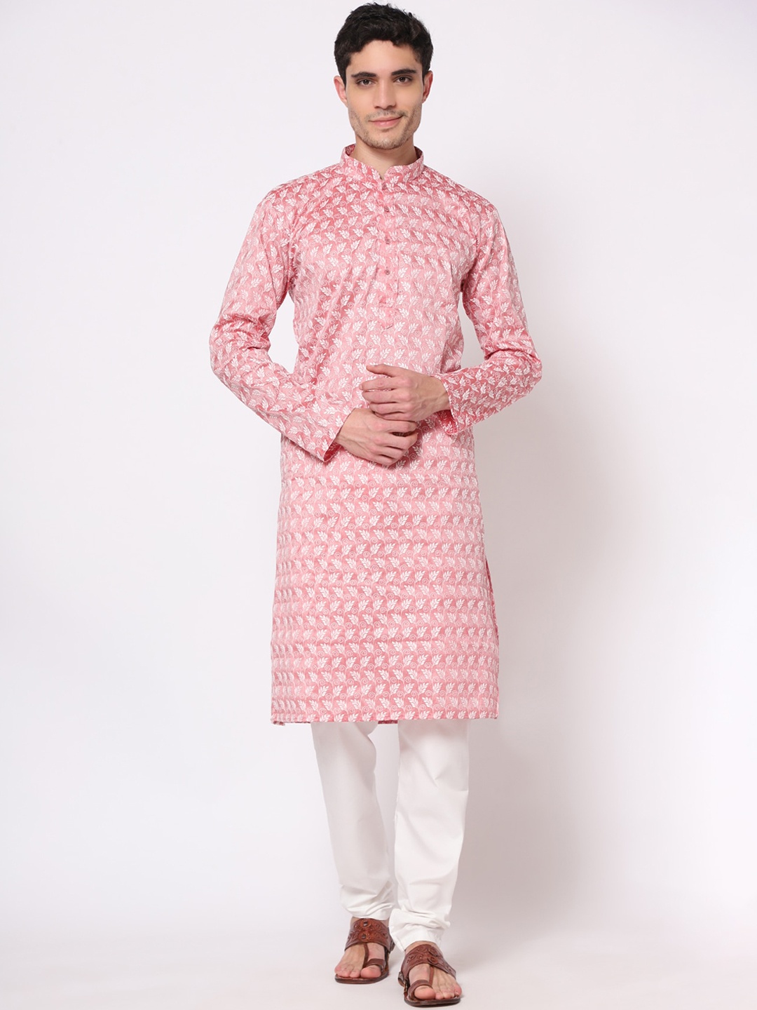 

GoStyle Men Pink Floral Printed Pure Cotton Kurta with Pyjamas