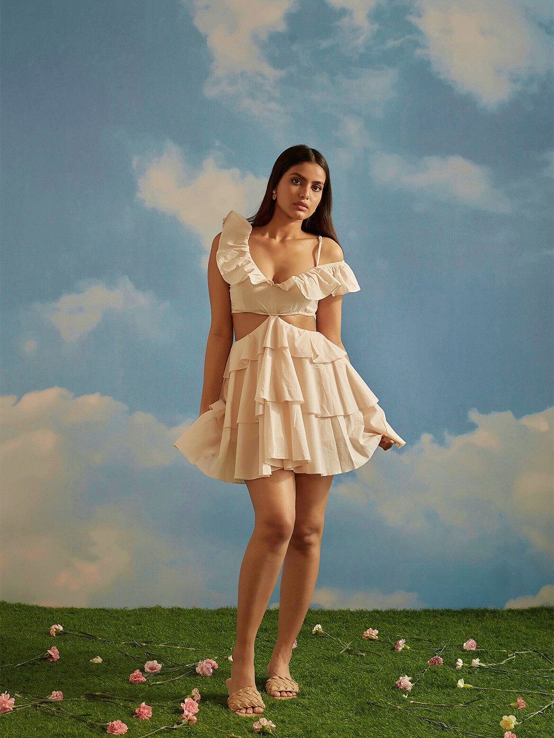 

THE CLOTHING FACTORY Beige Cut-Out Tiered A-Line Dress