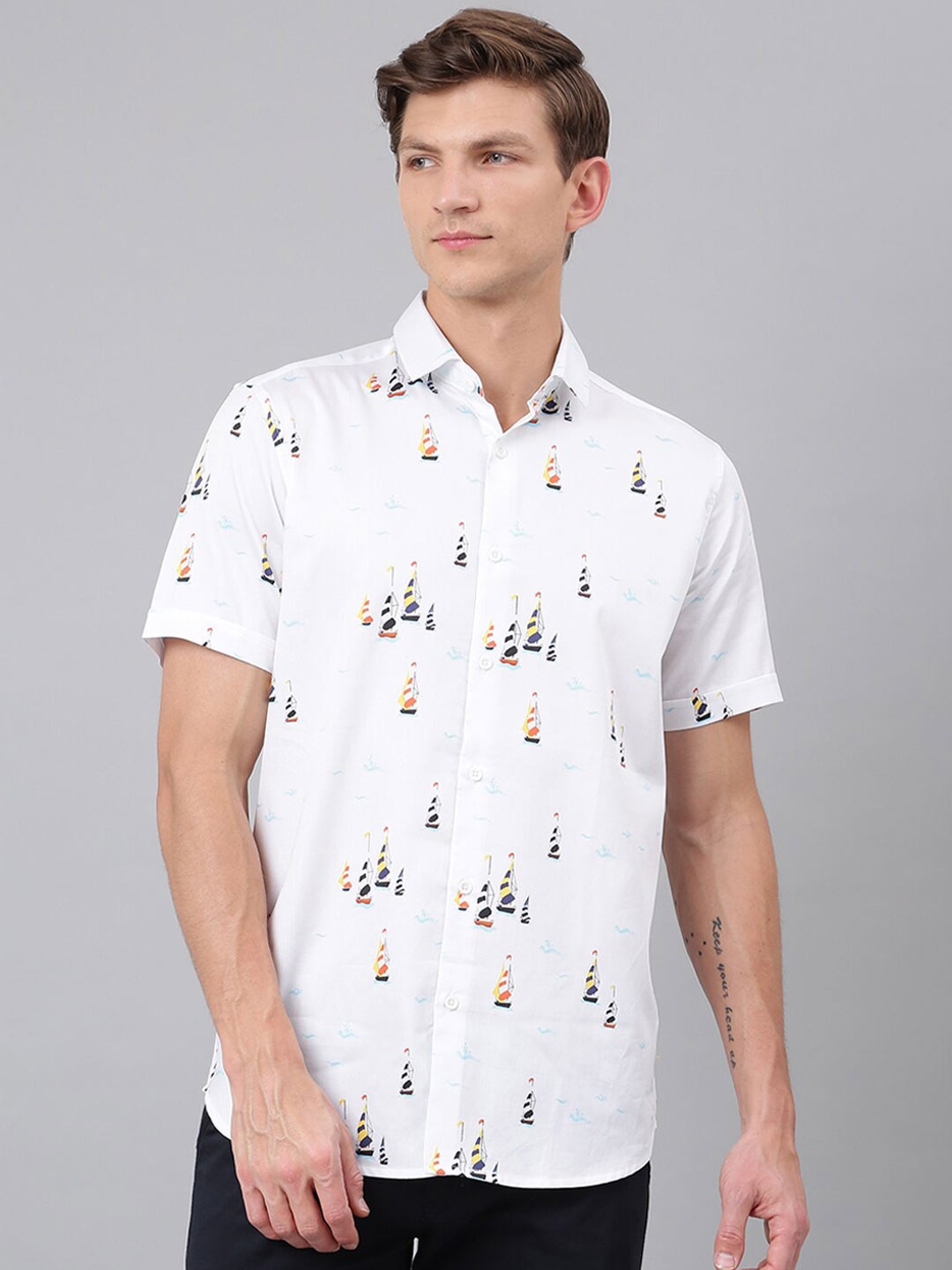 

Thomas Scott Men White Printed Cotton Casual Shirt
