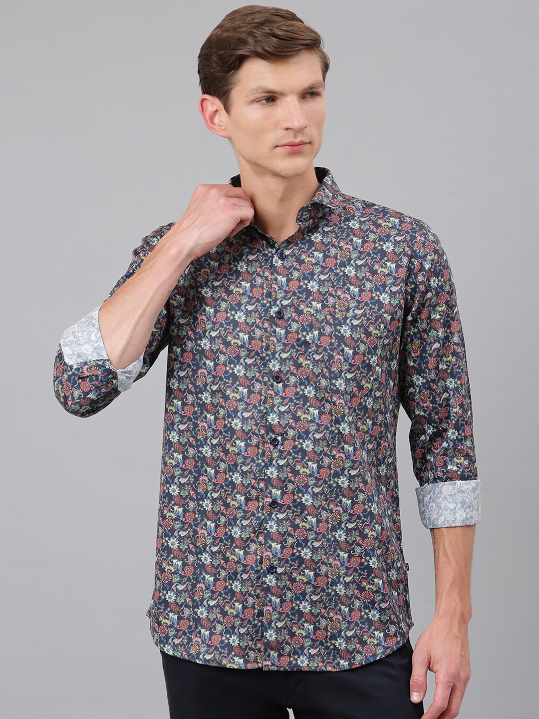 

Thomas Scott Men Multicoloured Floral Printed Cotton Casual Shirt, Multi