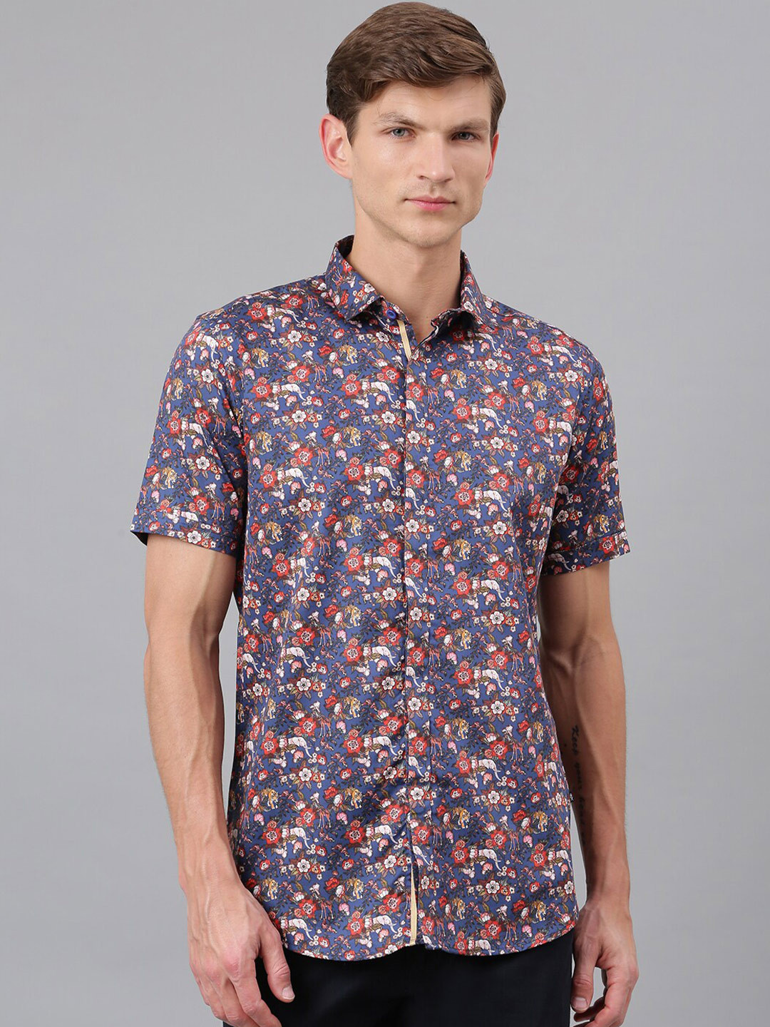 

Thomas Scott Men Blue Printed Casual Sustainable Shirt