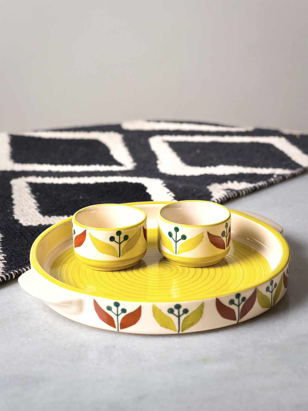 

JASMEY HOMES Yellow & Red 3 Pieces Floral Printed Ceramic Glossy Dinner Set