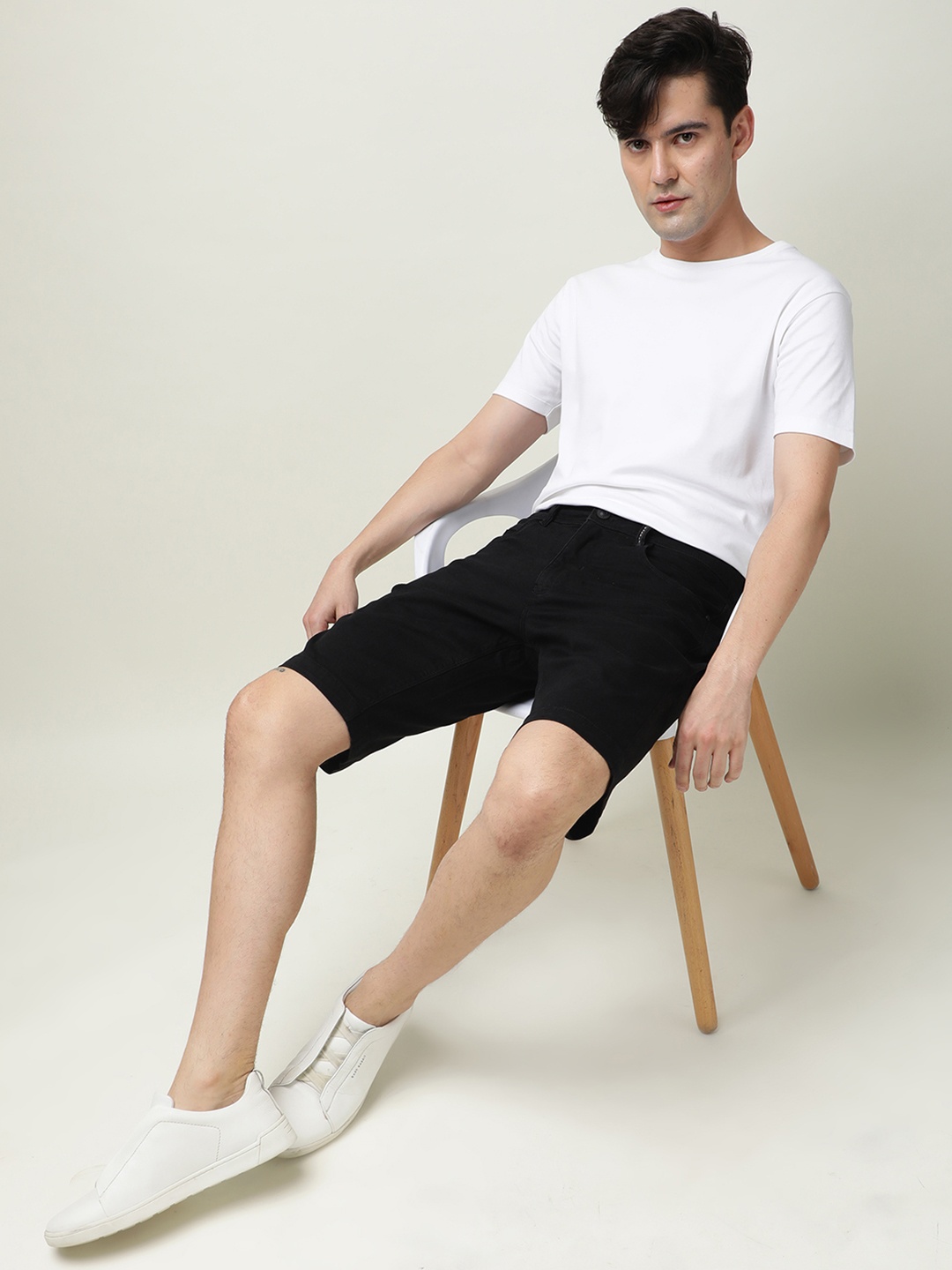 

RARE RABBIT Men Switch Slim Fit Knee Length Shorts, Black