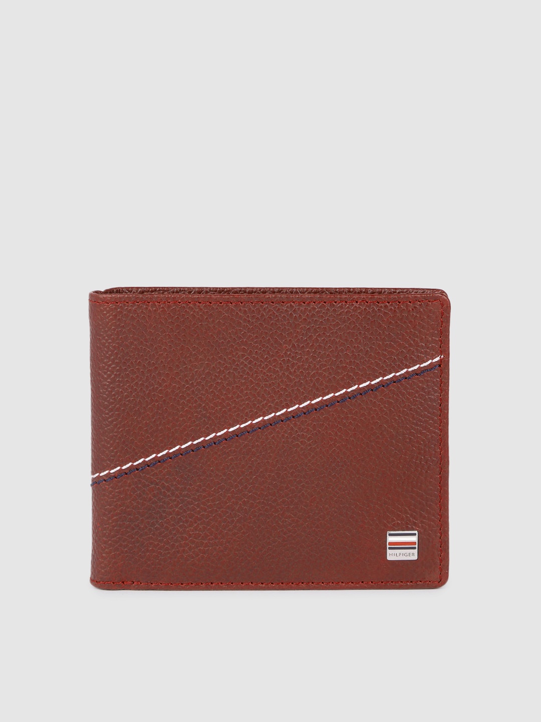 

Tommy Hilfiger Men Burgundy Leather Two Fold Wallet