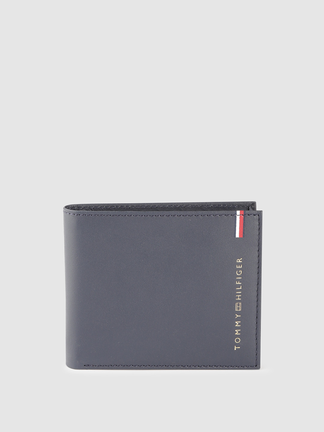 

Tommy Hilfiger Men Brand Logo Detail Leather Two Fold Wallet, Navy blue