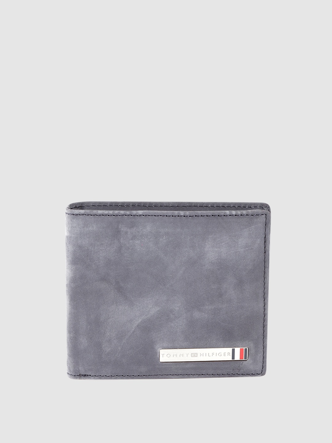 

Tommy Hilfiger Men Brand Logo Detail Leather Two Fold Wallet, Navy blue