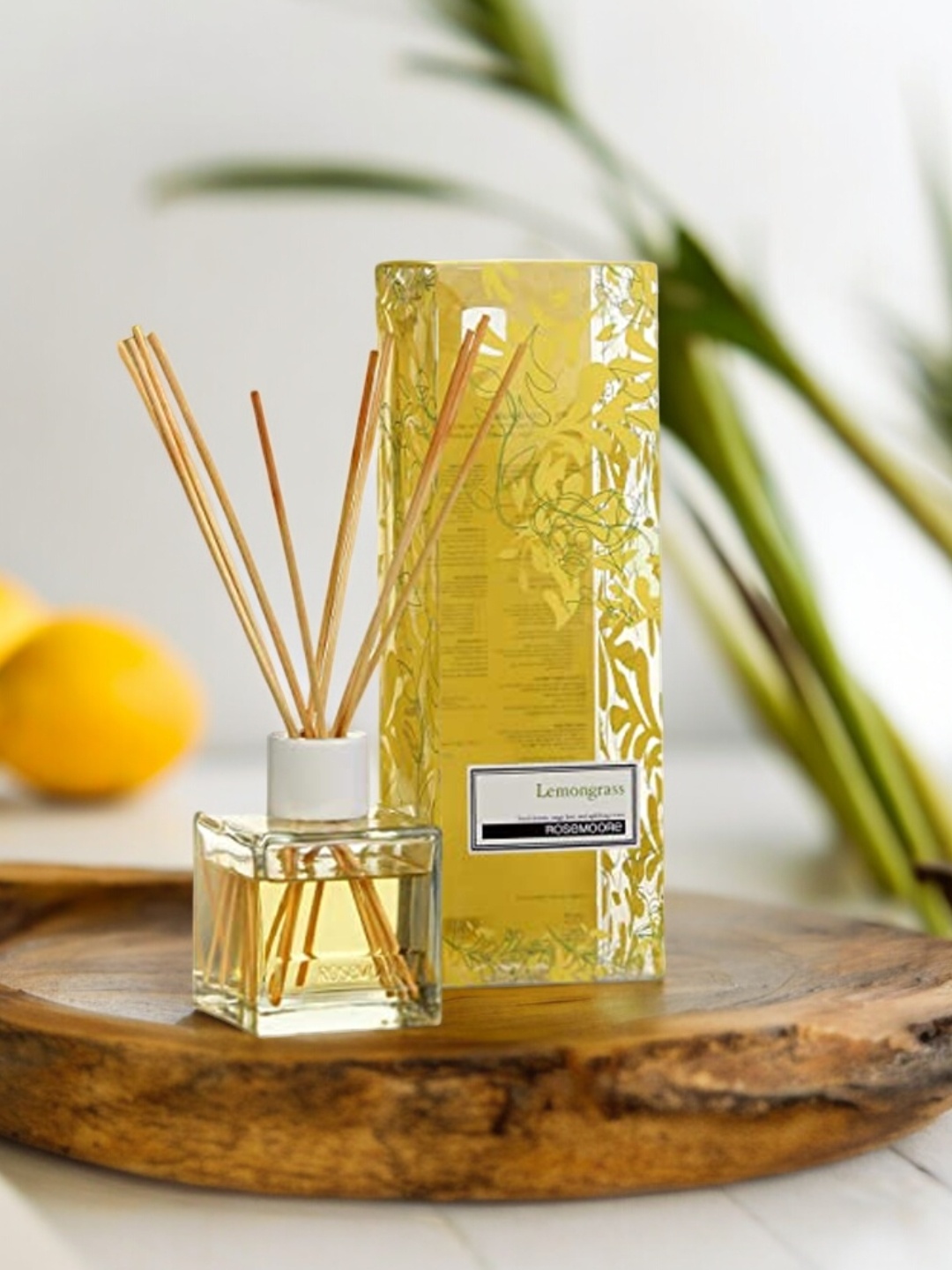 

ROSEMOORe Lemongrass Aroma Oil Reed Diffuser - 200 ml, Transparent