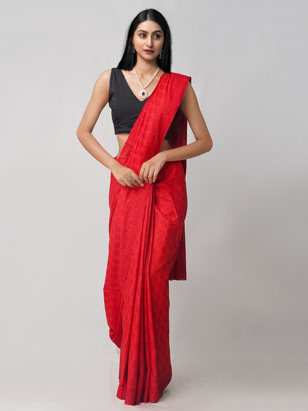 

Unnati Silks Red Ethnic Motifs Pure Cotton Block Print Saree