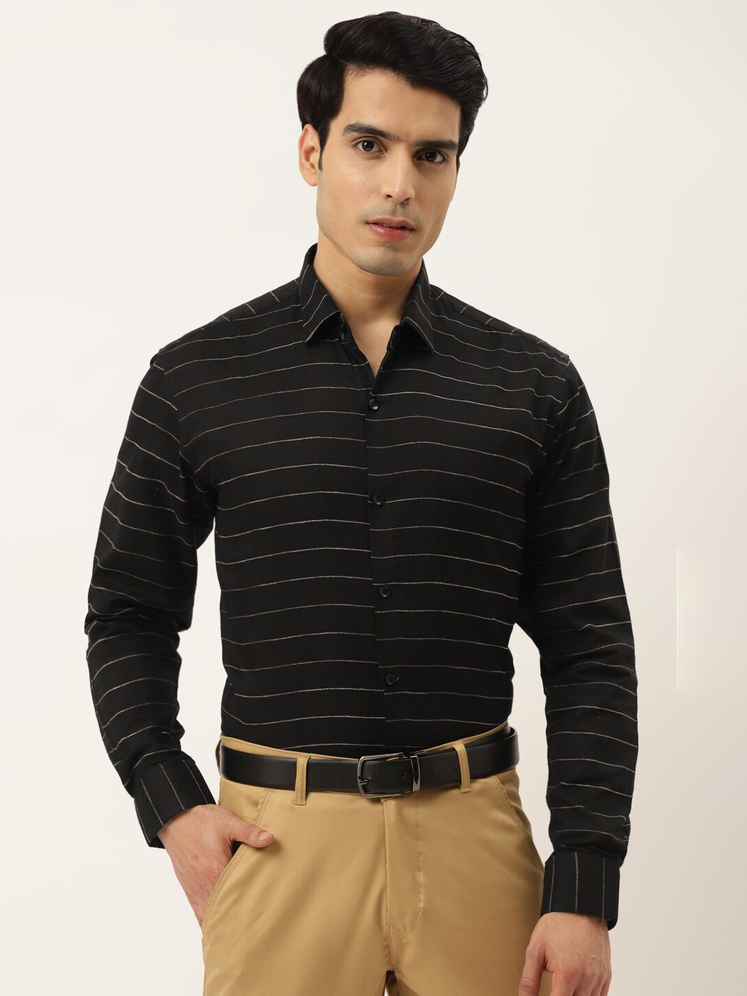

JAINISH Men Black Standard Horizontal Stripes Striped Pure Cotton Formal Shirt
